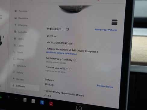 Used 2023 Tesla Model 3 Standard Range RWD image 18