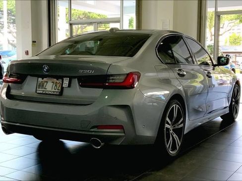 Certified 2023 BMW 330i Sedan w/ Parking Assistance Package RWD image 6