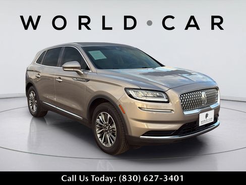 Used 2021 Lincoln Nautilus FWD w/ Equipment Group 101A image 15