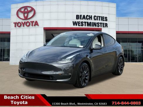 Used 2024 Tesla Model Y Performance AWD/4WD image 6