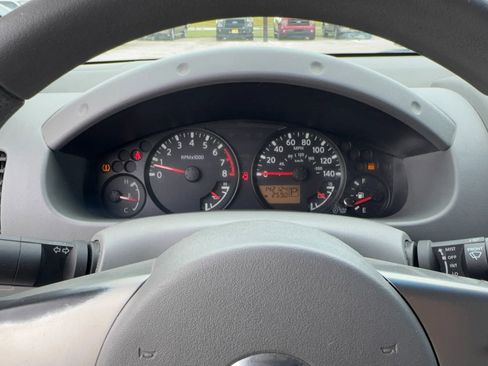 Used 2007 Nissan Frontier SE w/ SE Value Truck Pkg image 17