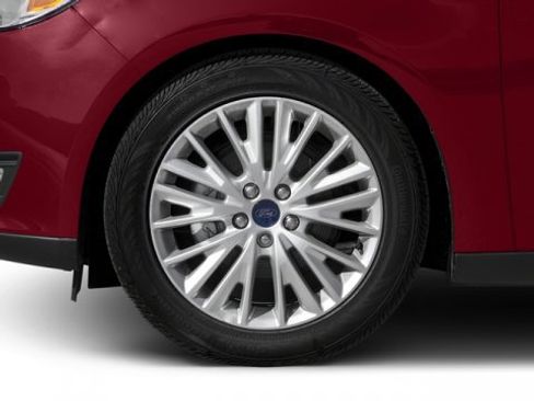 Used 2016 Ford Focus Titanium w/ Exterior Protection Package image 10