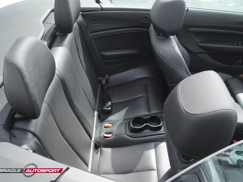 Used 2017 BMW 230i xDrive Convertible image 27