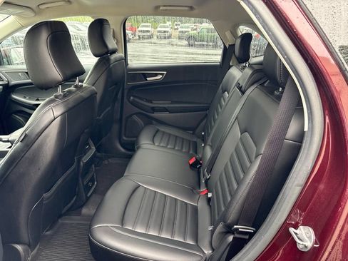Used 2021 Ford Edge SEL AWD/4WD image 9