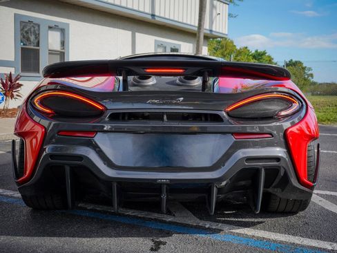 Used 2019 McLaren 600LT RWD image 5