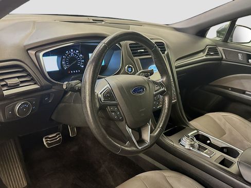 Used 2017 Ford Fusion Sport w/ Equipment Group 401A AWD/4WD image 18