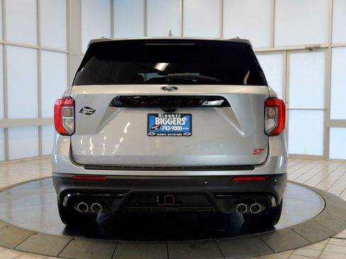 Used 2020 Ford Explorer ST w/ ST Street Pack image 7
