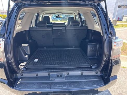 Used 2019 Toyota 4Runner SR5 Premium AWD/4WD image 12