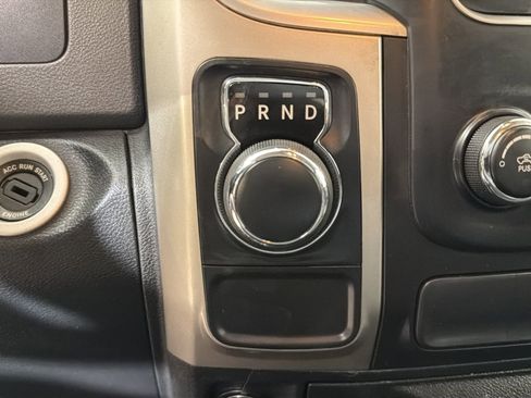 Used 2014 RAM 1500 Classic SLT RWD image 23