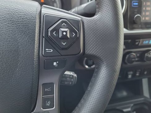 Used 2019 Toyota Tacoma TRD Sport w/ TRD Premium Sport Package AWD/4WD image 26