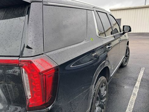 Used 2023 GMC Yukon Denali w/ Advanced Technology Package AWD/4WD image 7