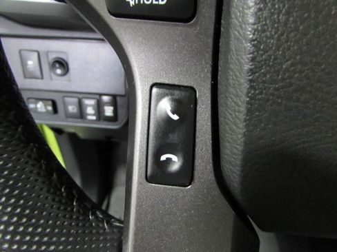 Used 2023 Toyota Tacoma TRD Off-Road w/ Black Out Package (TMS) AWD/4WD image 25