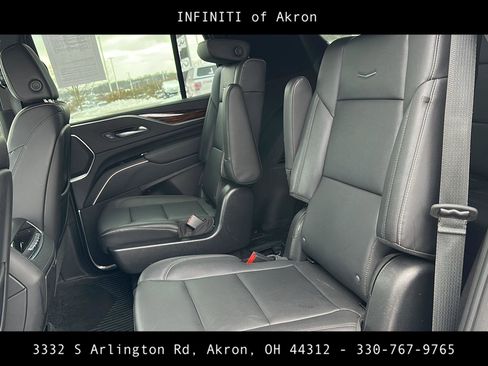Used 2022 Cadillac Escalade Luxury image 36
