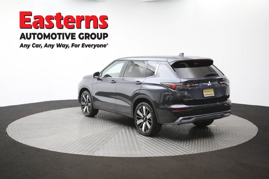 Used 2025 Mitsubishi Outlander SE FWD image 67