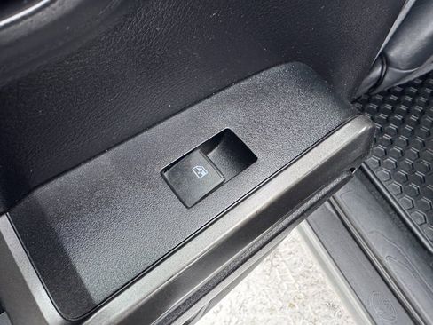 Used 2021 Toyota Tacoma TRD Sport image 27