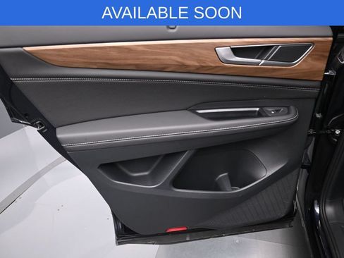 Used 2025 Volkswagen Atlas SE AWD/4WD image 28