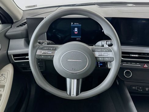Used 2025 Hyundai Sonata SEL FWD image 18