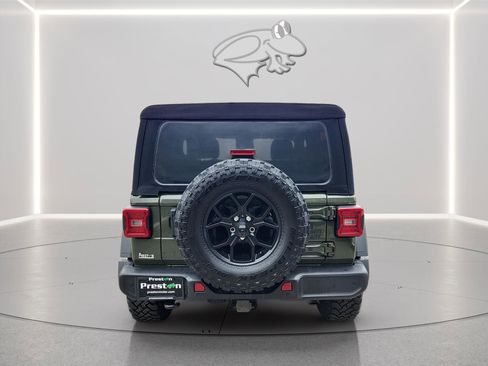 Used 2024 Jeep Wrangler Sport AWD/4WD image 4
