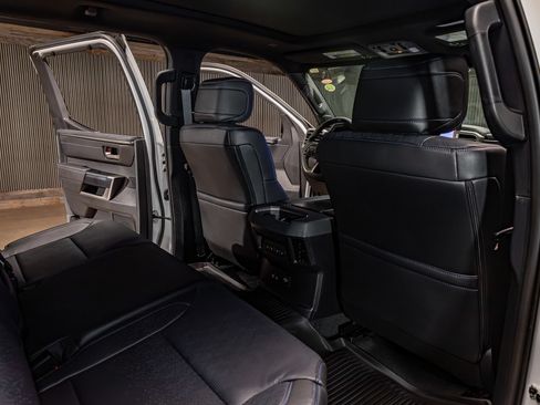 Used 2026 Toyota Tundra Platinum AWD/4WD image 25