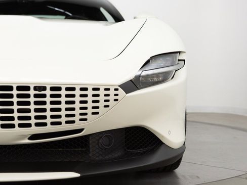 Certified 2022 Ferrari Roma image 20