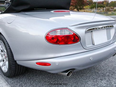 Used 2001 Jaguar XK8 Convertible image 58