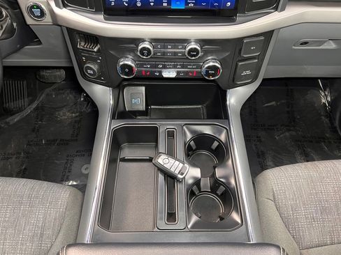 Used 2022 Ford F150 XLT w/ Equipment Group 302A High image 13