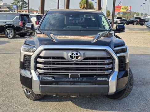 Used 2023 Toyota Tundra Limited image 3