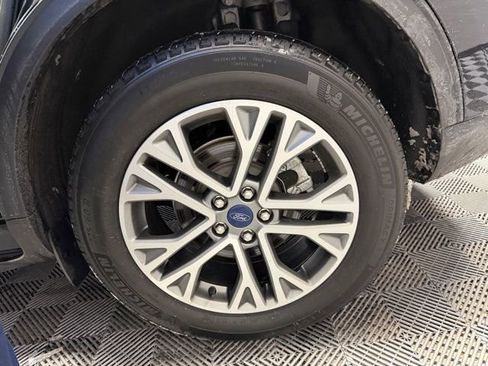 Used 2022 Ford Escape SEL image 42