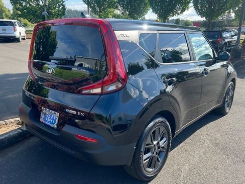 Used 2021 Kia Soul EX FWD image 8