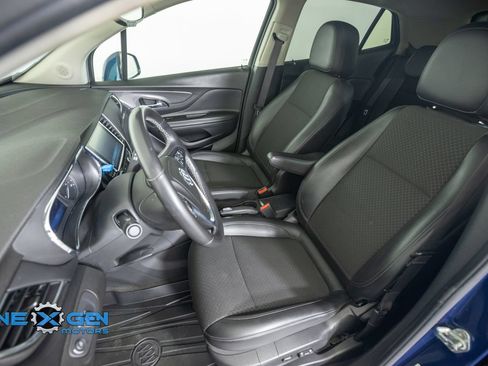 Used 2020 Buick Encore Preferred w/ Safety Package FWD image 24