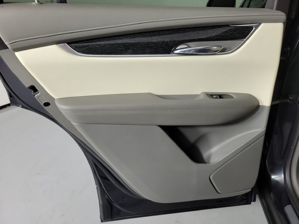 Used 2021 Cadillac XT6 Premium Luxury FWD image 15