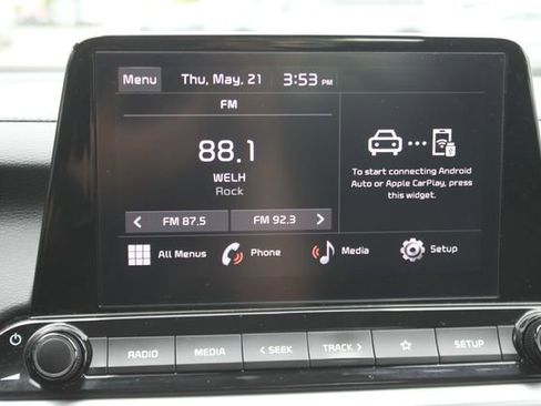 Used 2024 Kia Forte LXS w/ LXS Technology Package FWD image 5