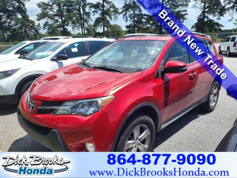 Used 2014 Toyota RAV4 XLE FWD image 1