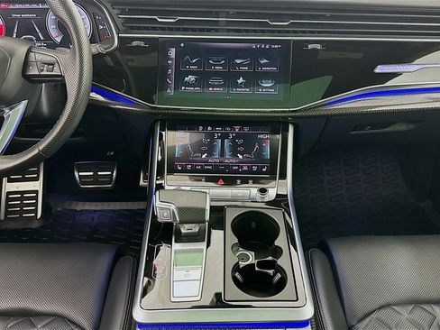 Used 2021 Audi SQ8 Prestige w/ Prestige Package image 11