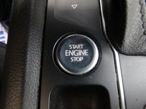 Used 2018 Volkswagen Atlas SEL image 37