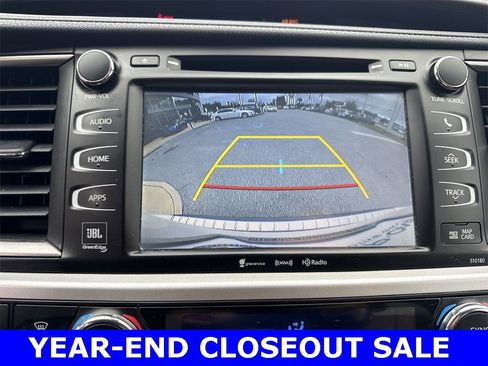 Used 2017 Toyota Highlander Limited image 25