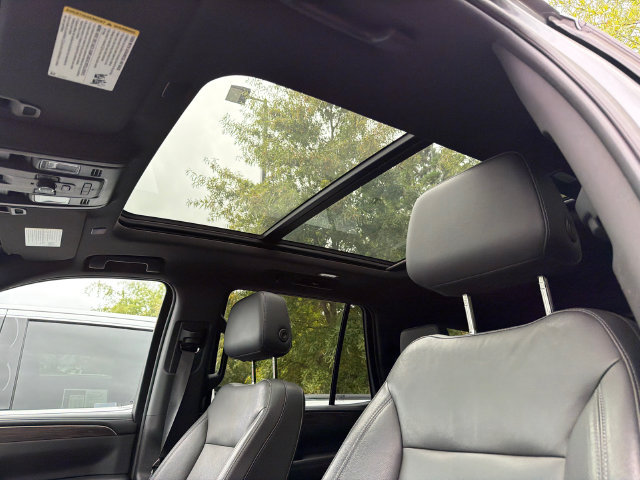 Used 2021 Chevrolet Tahoe LT w/ LT Signature Package RWD image 33
