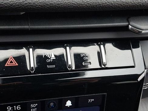 Used 2023 Jeep Grand Cherokee L Laredo image 27