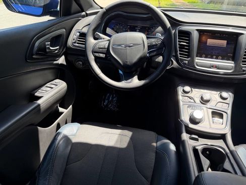 Used 2016 Chrysler 200 S w/ Navigation & Sound Group I image 38