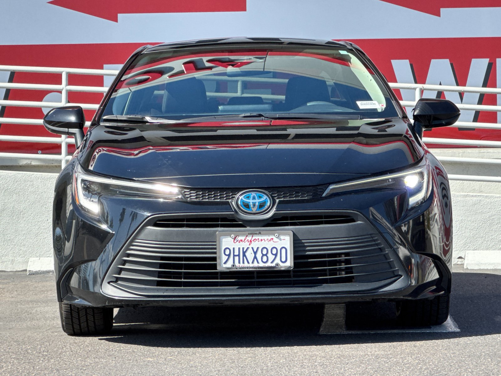 Used 2023 Toyota Corolla LE FWD image 7