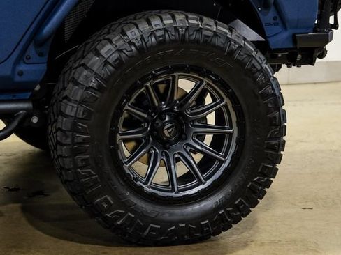 Used 2025 Jeep Wrangler Unlimited Rubicon w/ Safety Group AWD/4WD image 54