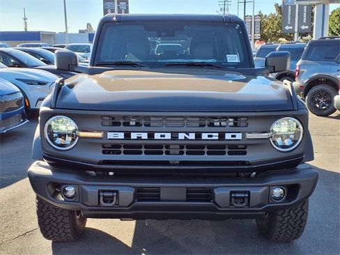 New 2025 Ford Bronco Big Bend w/ Black Diamond Package image 2