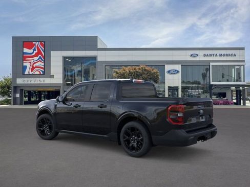 New 2025 Ford Maverick XLT w/ XLT Luxury Package AWD/4WD image 4