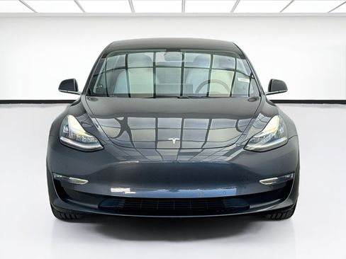 Used 2018 Tesla Model 3 AWD/4WD image 2