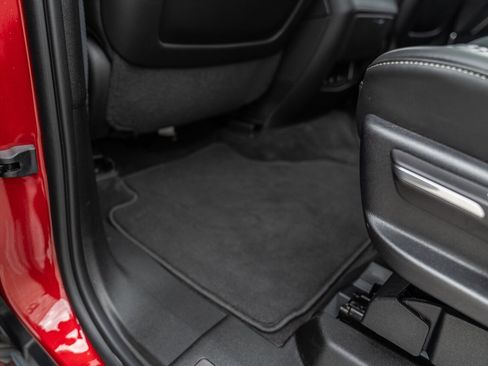 Used 2023 Cadillac Escalade Premium Luxury Platinum image 92