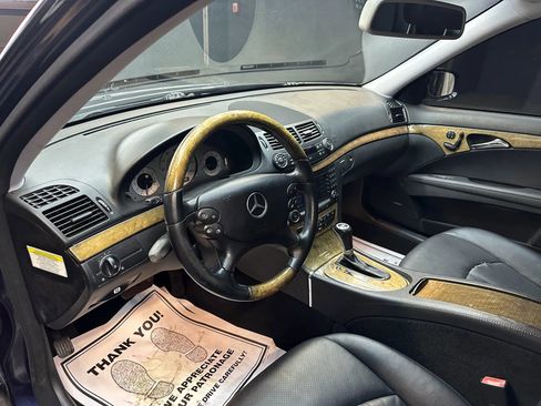 Used 2008 Mercedes-Benz E 350 4MATIC Sedan w/ Premium Pkg 1 image 11