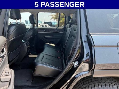 Certified 2023 Jeep Grand Cherokee Limited w/ Luxury Tech Group II AWD/4WD image 14