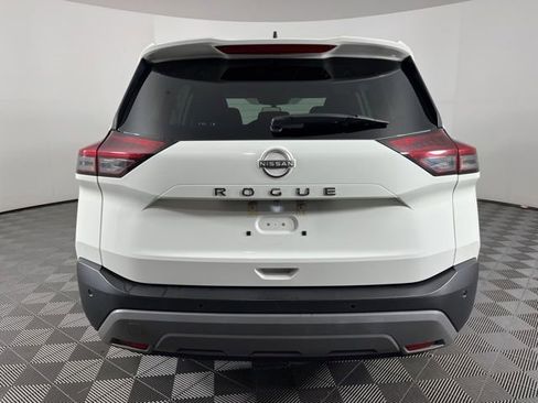 Used 2023 Nissan Rogue S FWD image 10