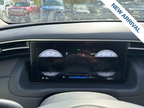 Used 2022 Hyundai Tucson Limited AWD/4WD image 23