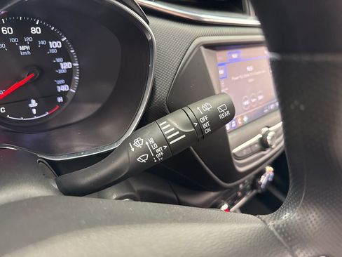 Used 2023 Chevrolet TrailBlazer LT image 21